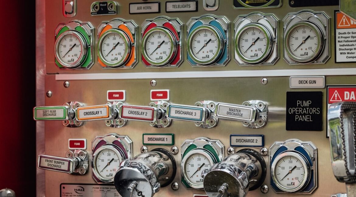 Analog pressure gauges on a gas panel